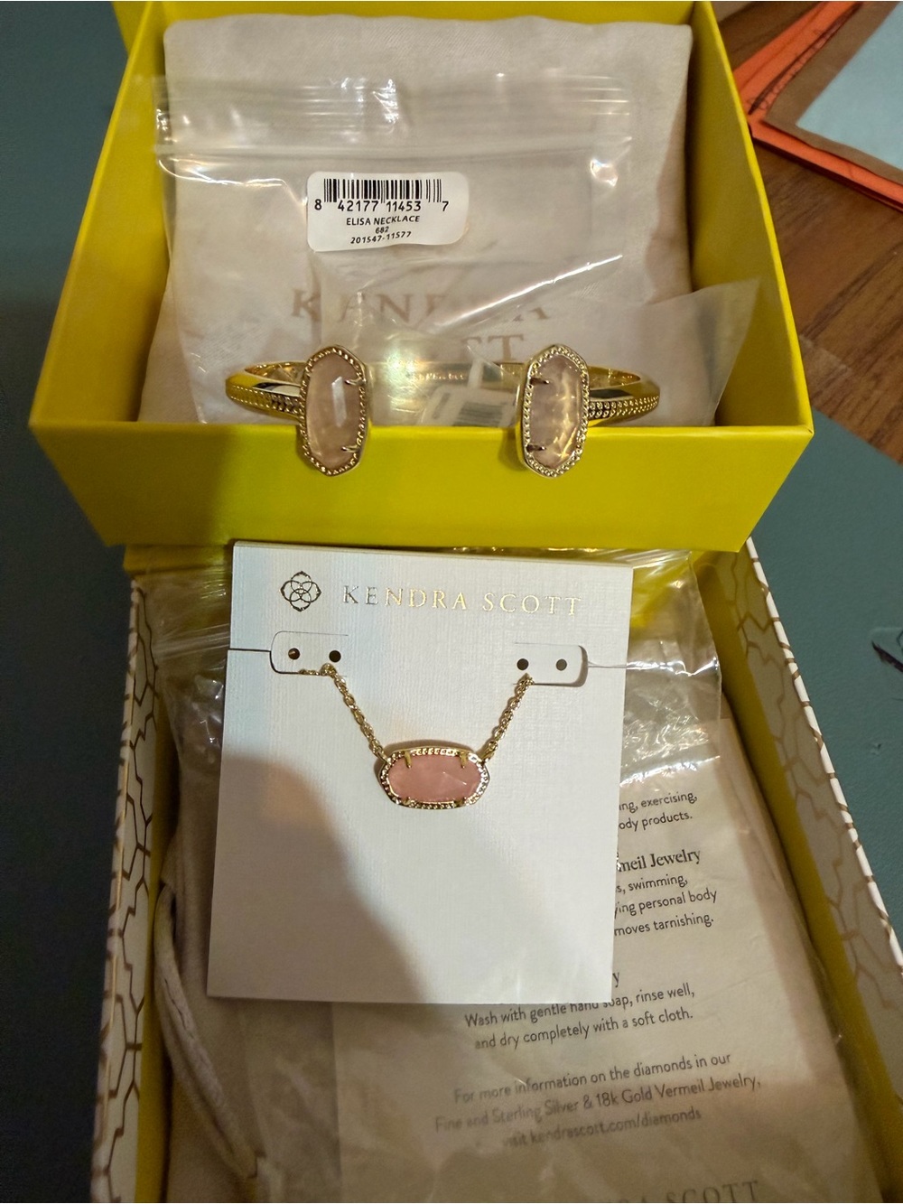 Kendra Scott Gold Necklace & Bracelet SET